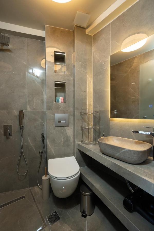 Family Apartment Zornitsa Néa Fókaia Esterno foto